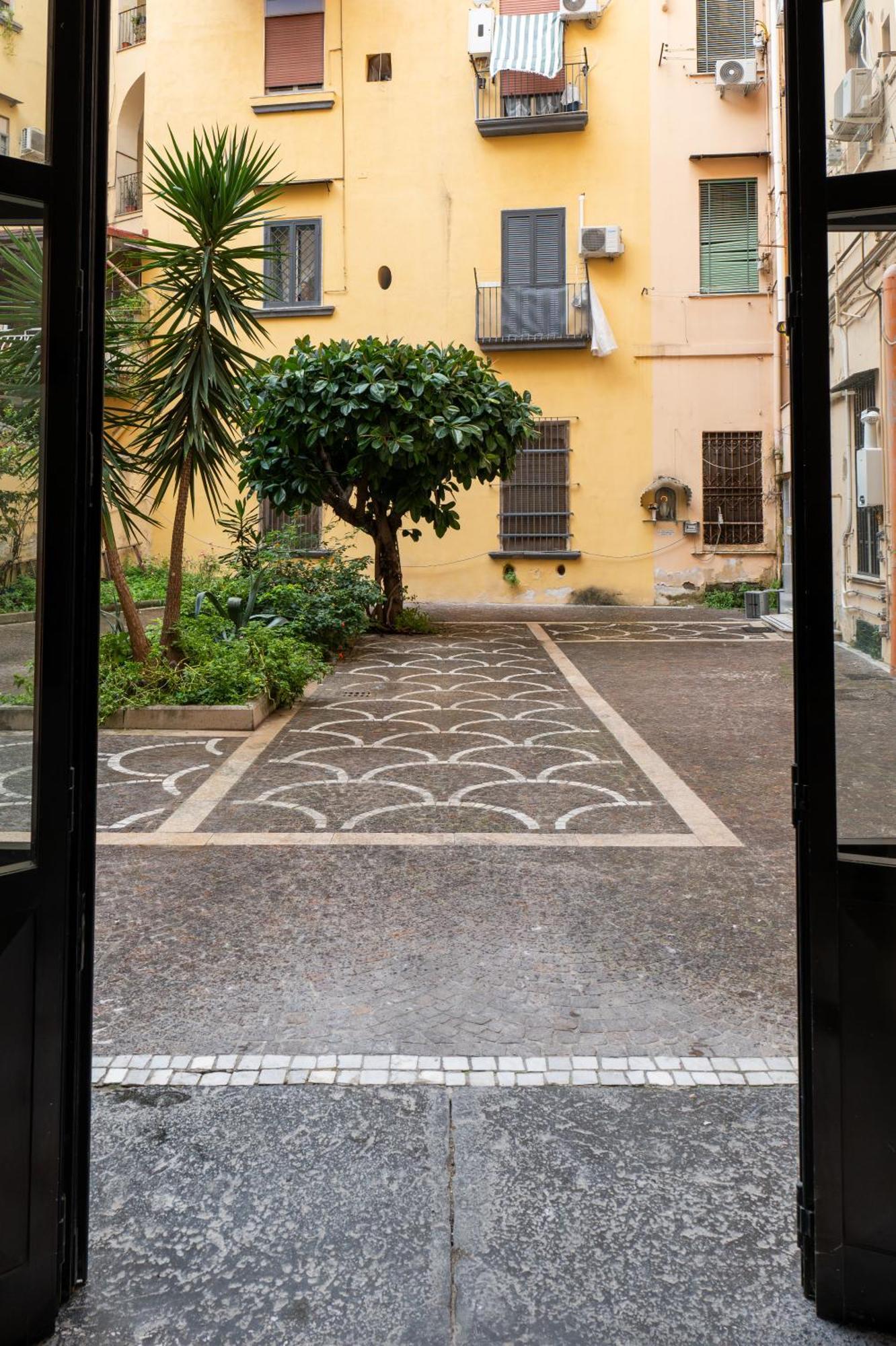 Garibaldi 125 Hotell Napoli Eksteriør bilde